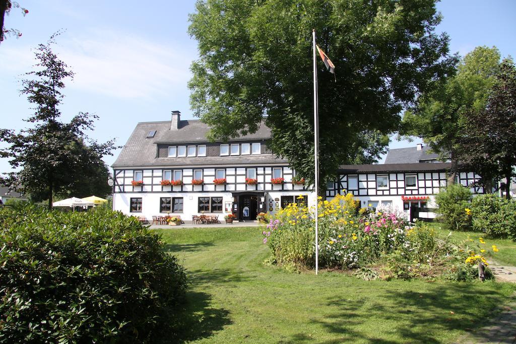 Ferienwohnungen Landgasthof Gilsbach Winterberg Exteriör bild