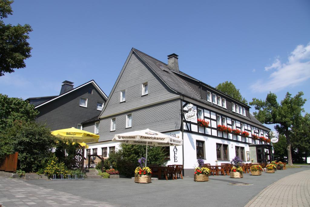 Ferienwohnungen Landgasthof Gilsbach Winterberg Exteriör bild